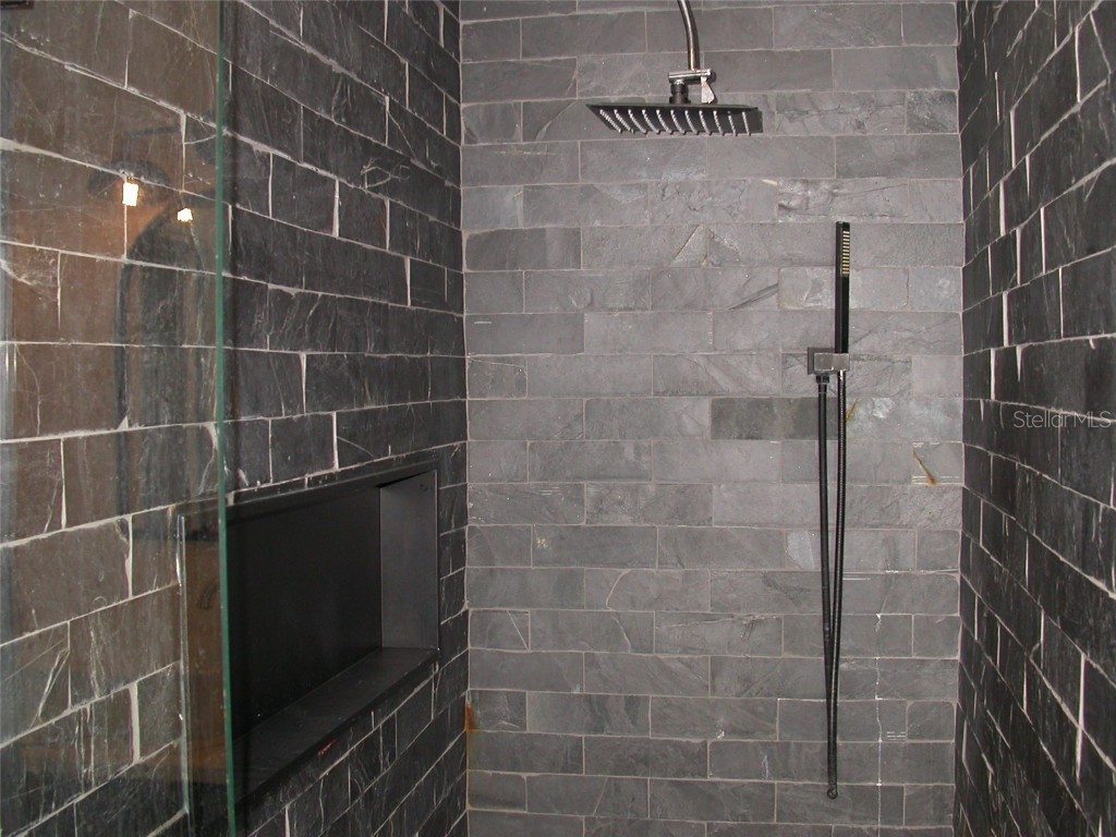  Saint Petersburg FL 33708 TB8413998 image21