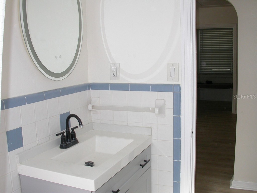  Saint Petersburg FL 33708 TB8413998 image33