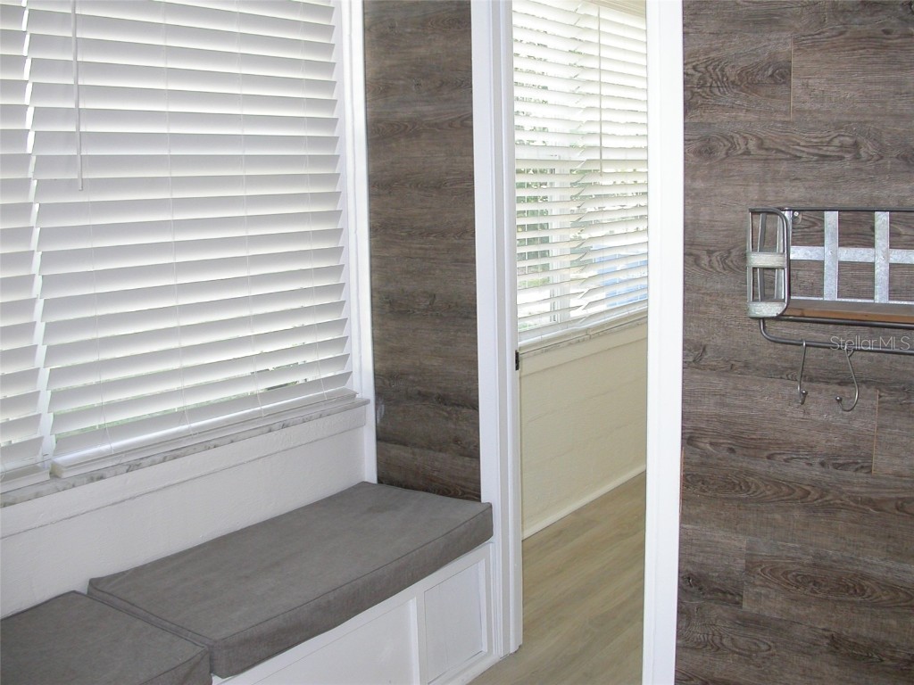  Saint Petersburg FL 33708 TB8413998 image37