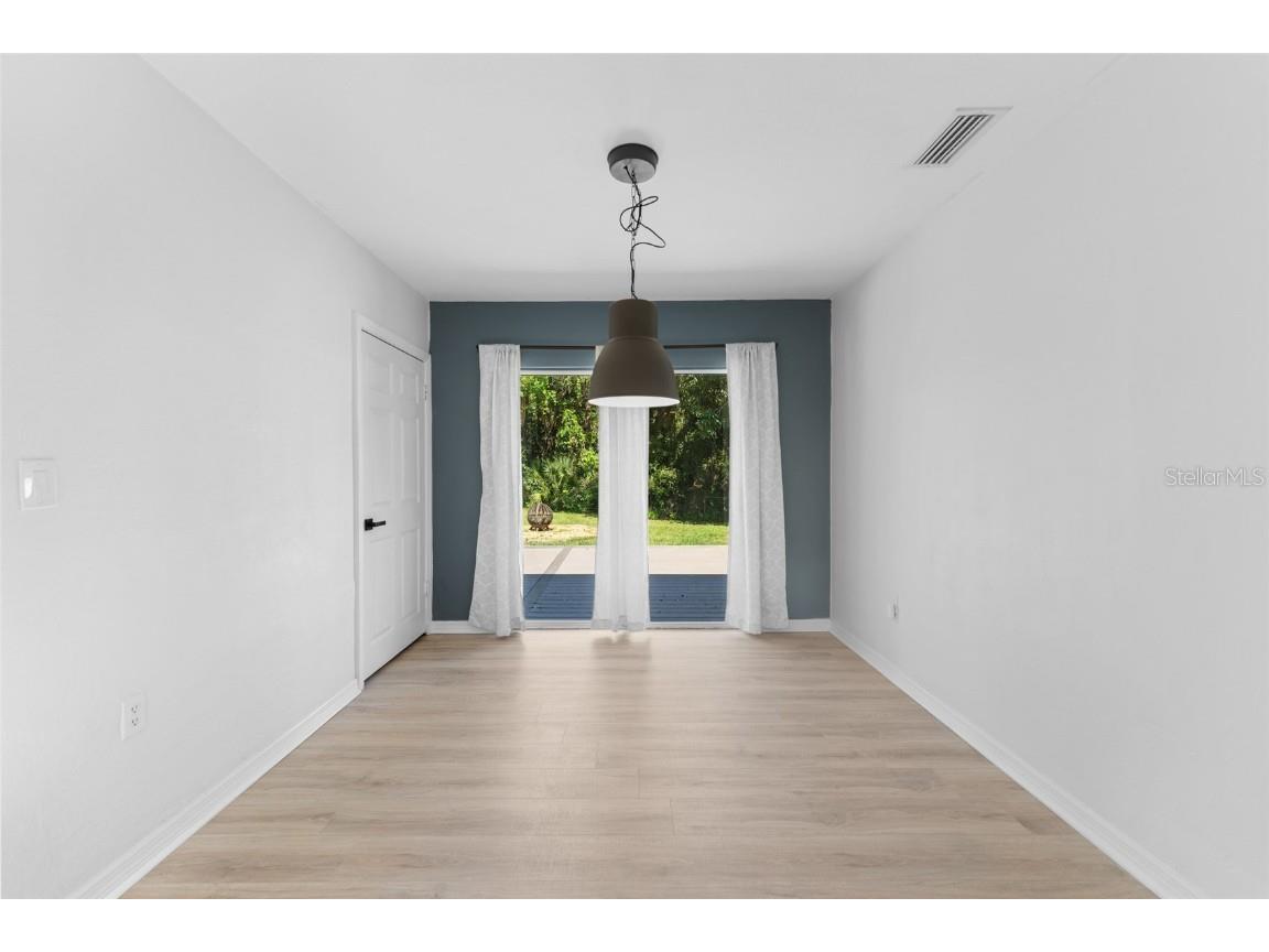 4939 Woodland Drive Saint Petersburg FL 33708 TB8450586 image15