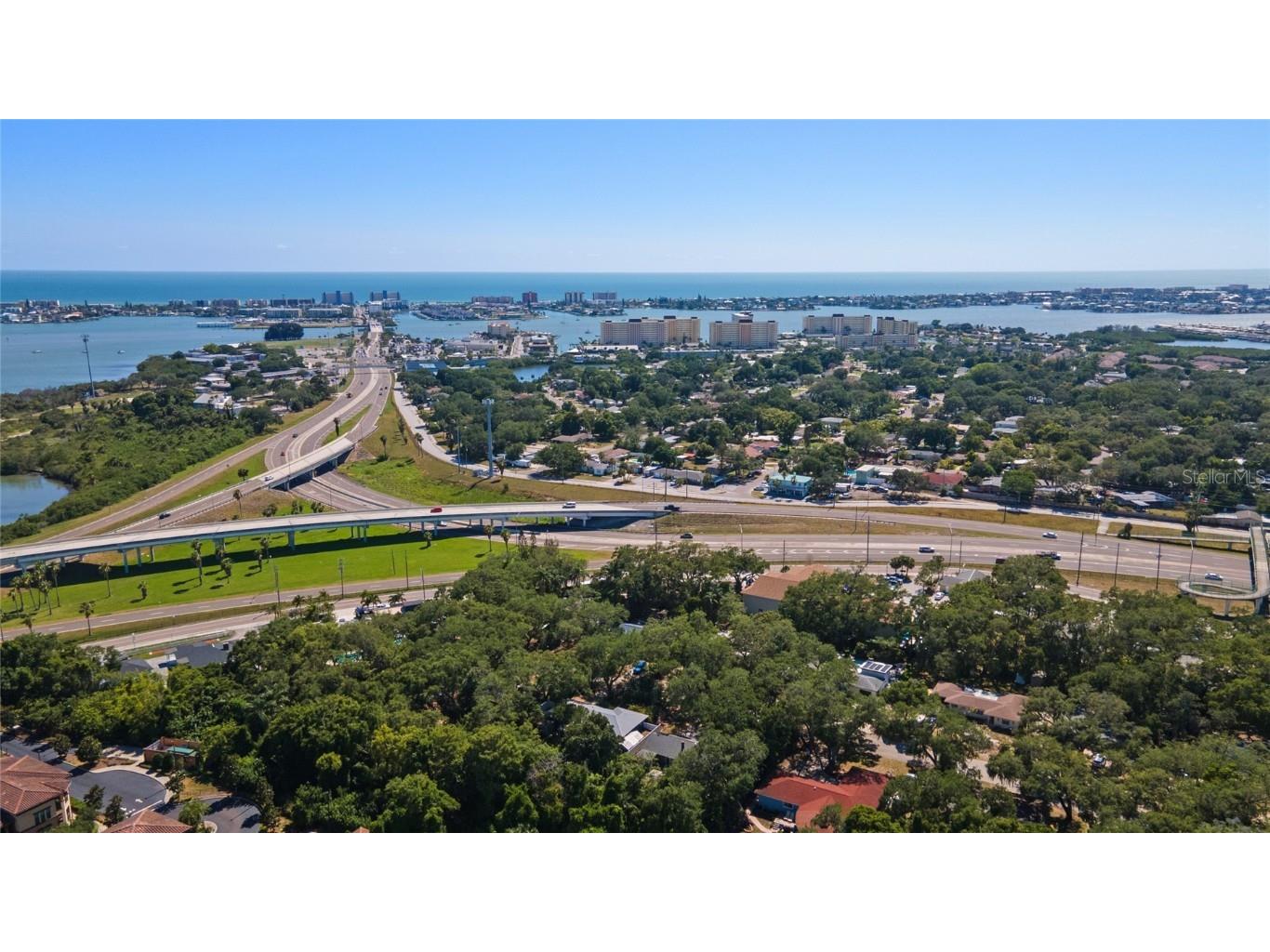 4939 Woodland Drive Saint Petersburg FL 33708 TB8450586 image42