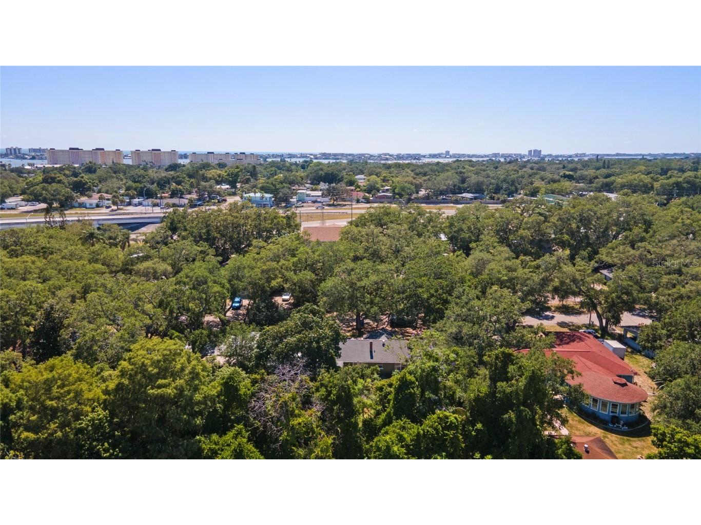 4939 Woodland Drive Saint Petersburg FL 33708 TB8450586 image45