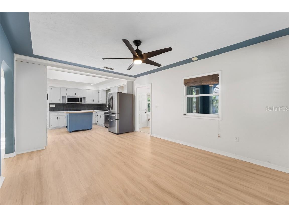 4939 Woodland Drive Saint Petersburg FL 33708 TB8450586 image9