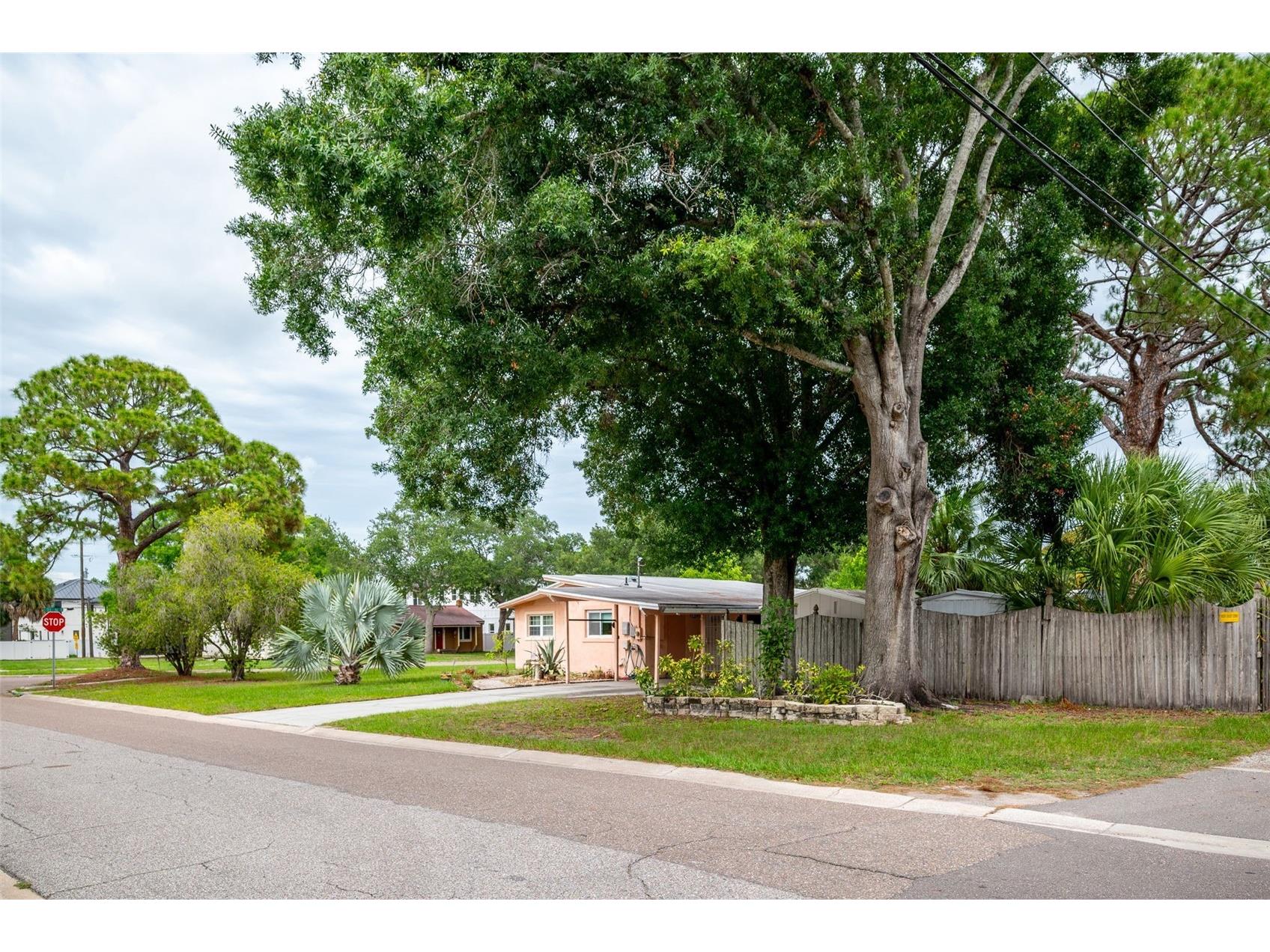 494 34th Avenue N Saint Petersburg FL 33704 TB8512643 image4