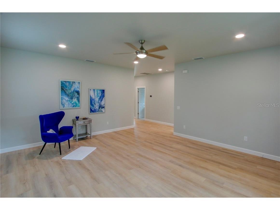 494 39th Avenue N Saint Petersburg FL 33703 TB8389184 image17