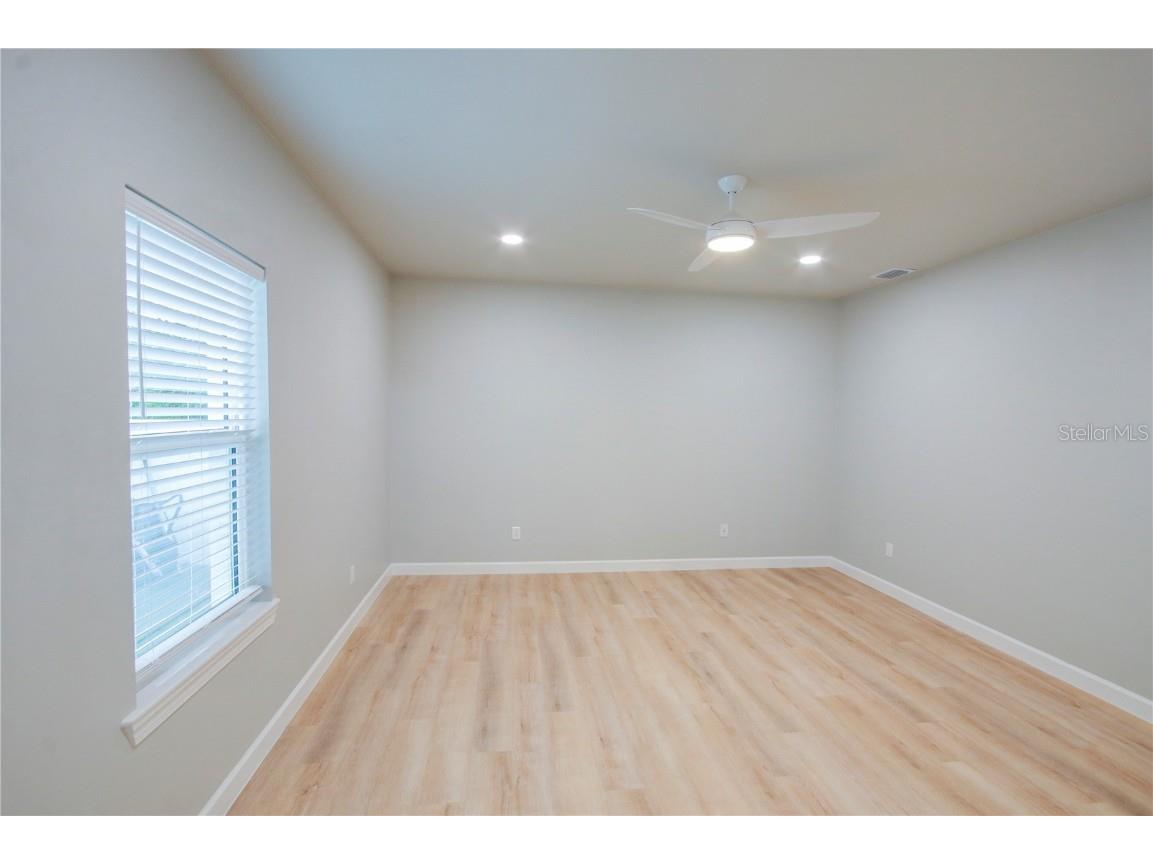 494 39th Avenue N Saint Petersburg FL 33703 TB8389184 image19