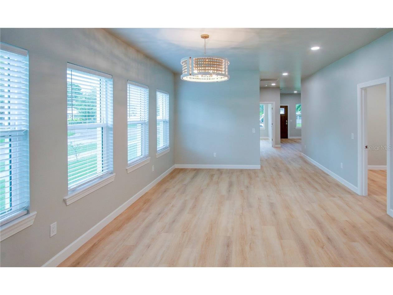 494 39th Avenue N Saint Petersburg FL 33703 TB8389184 image22