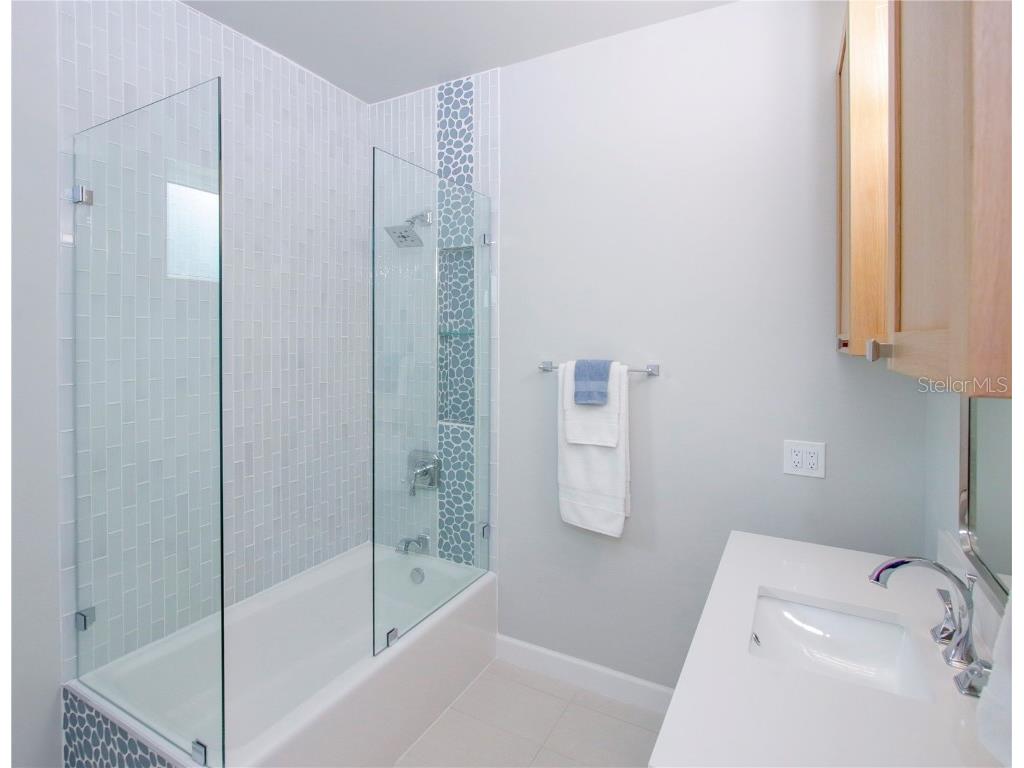 494 39th Avenue N Saint Petersburg FL 33703 TB8389184 image32