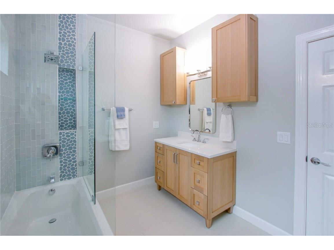 494 39th Avenue N Saint Petersburg FL 33703 TB8389184 image33