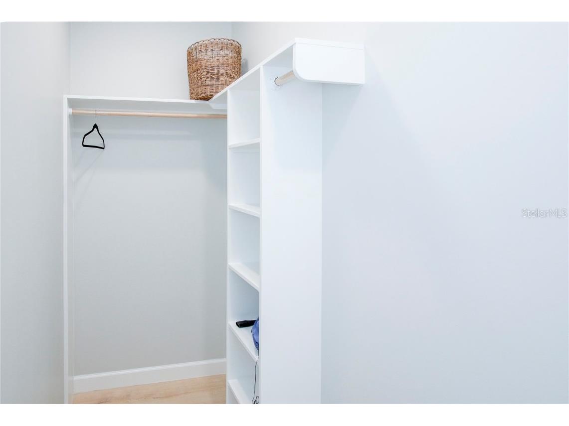 494 39th Avenue N Saint Petersburg FL 33703 TB8389184 image38