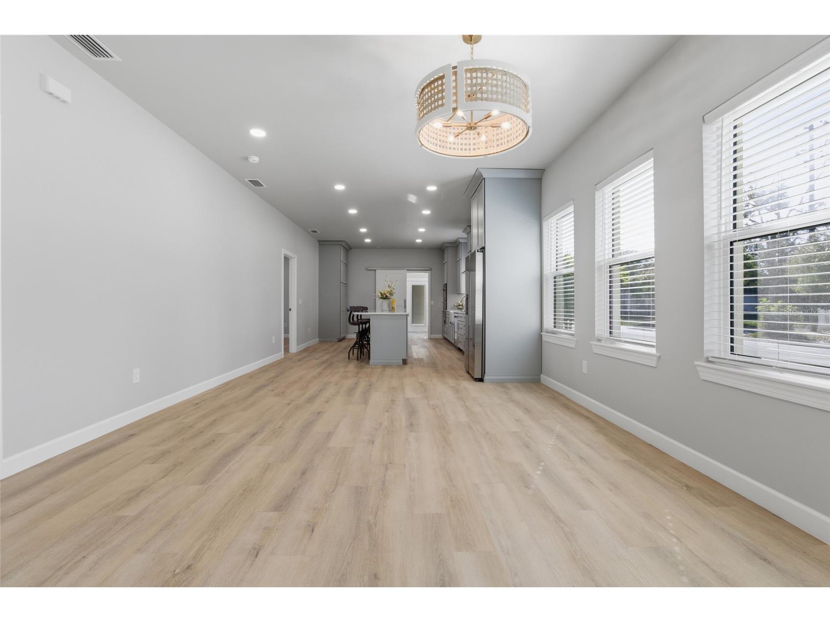 494 39th Avenue N Saint Petersburg FL 33703 TB8479521 image17