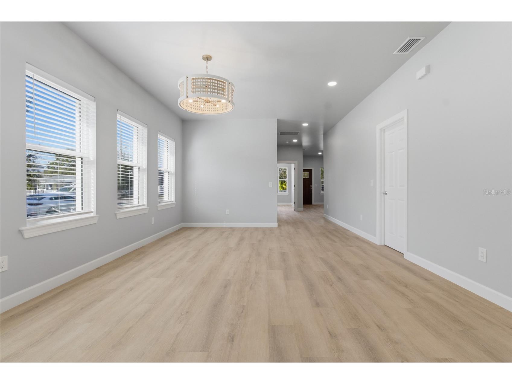 494 39th Avenue N Saint Petersburg FL 33703 TB8479521 image20