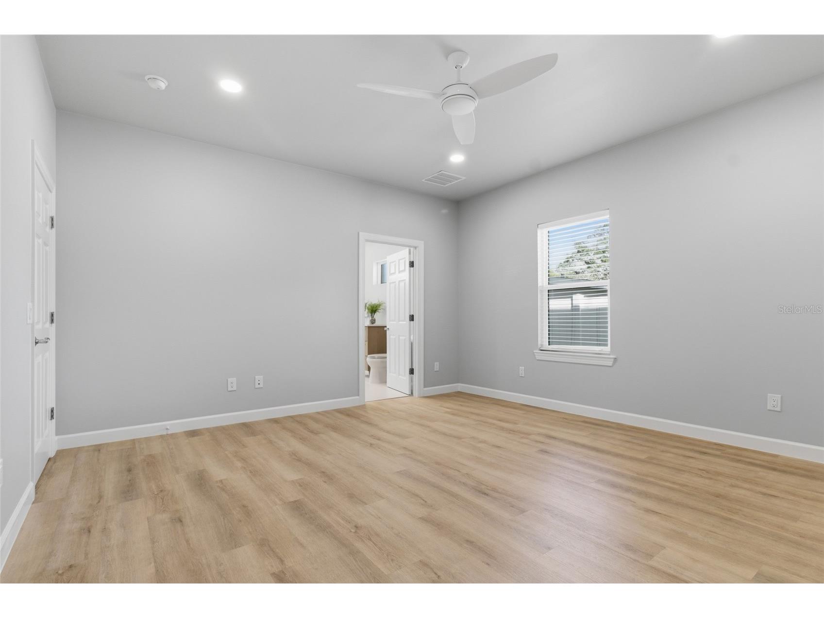 494 39th Avenue N Saint Petersburg FL 33703 TB8479521 image30