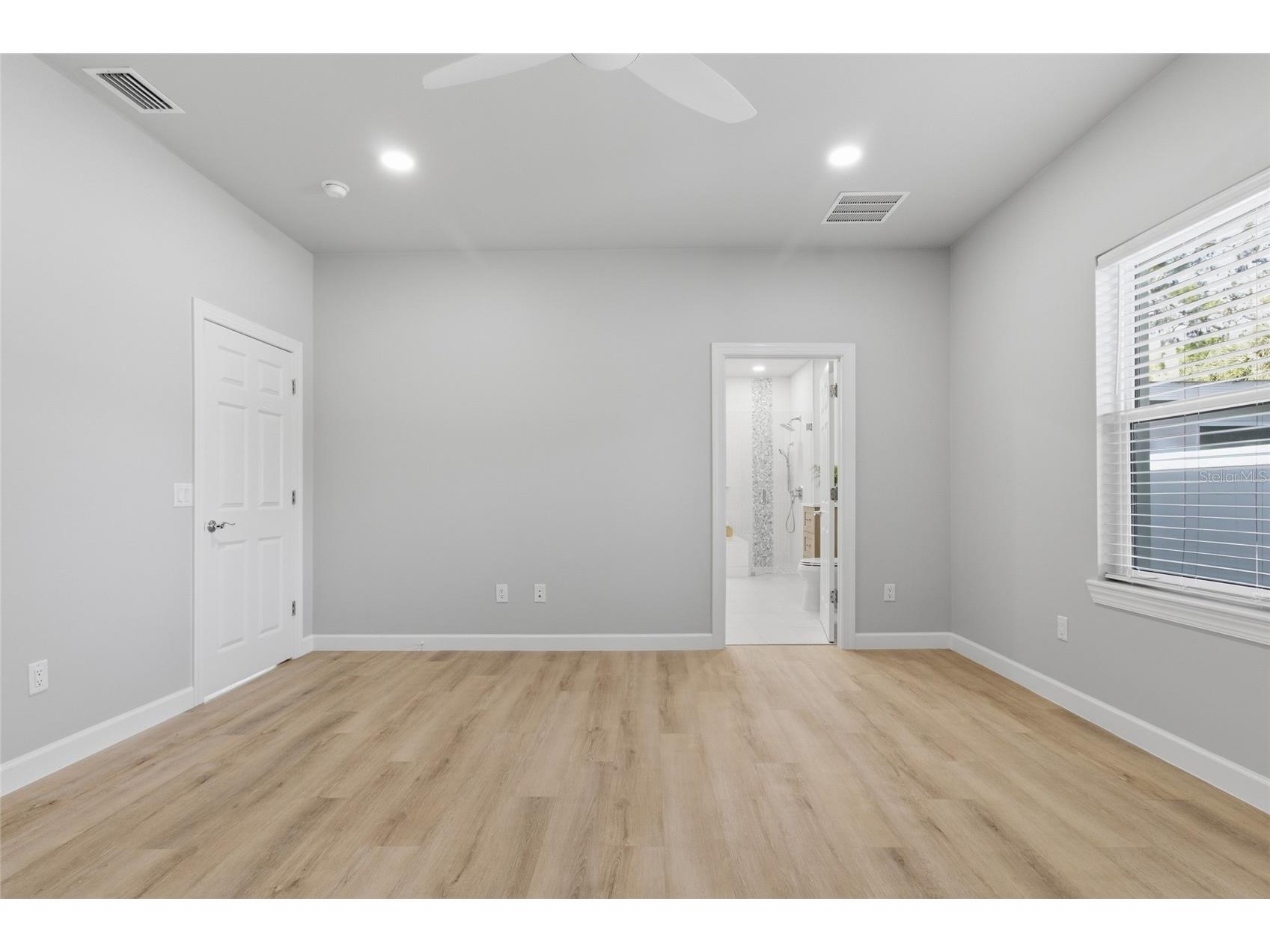 494 39th Avenue N Saint Petersburg FL 33703 TB8479521 image31