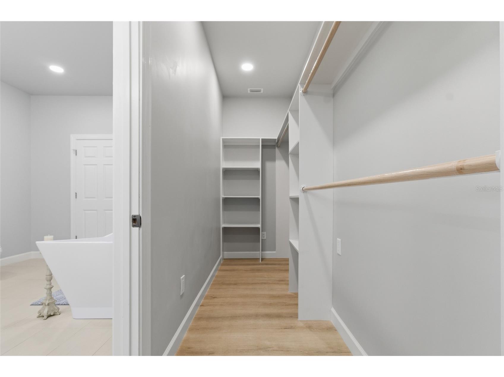 494 39th Avenue N Saint Petersburg FL 33703 TB8479521 image35