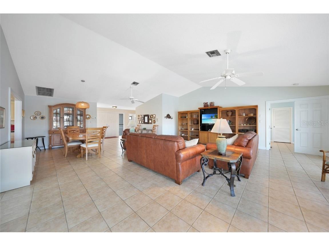 494 Monaco Drive Punta Gorda FL 33950 C7506063 image4
