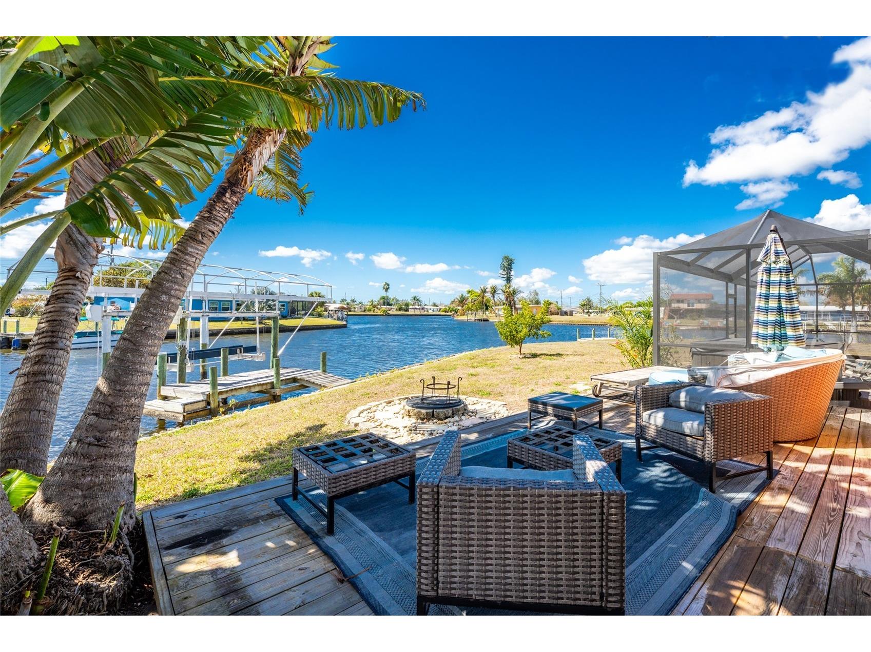494 Notson Terrace Port Charlotte FL 33952 D6146429 image1