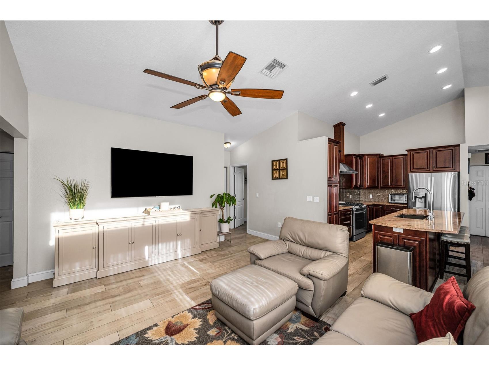 494 Village Drive Tarpon Springs FL 34689 TB8479388 image31