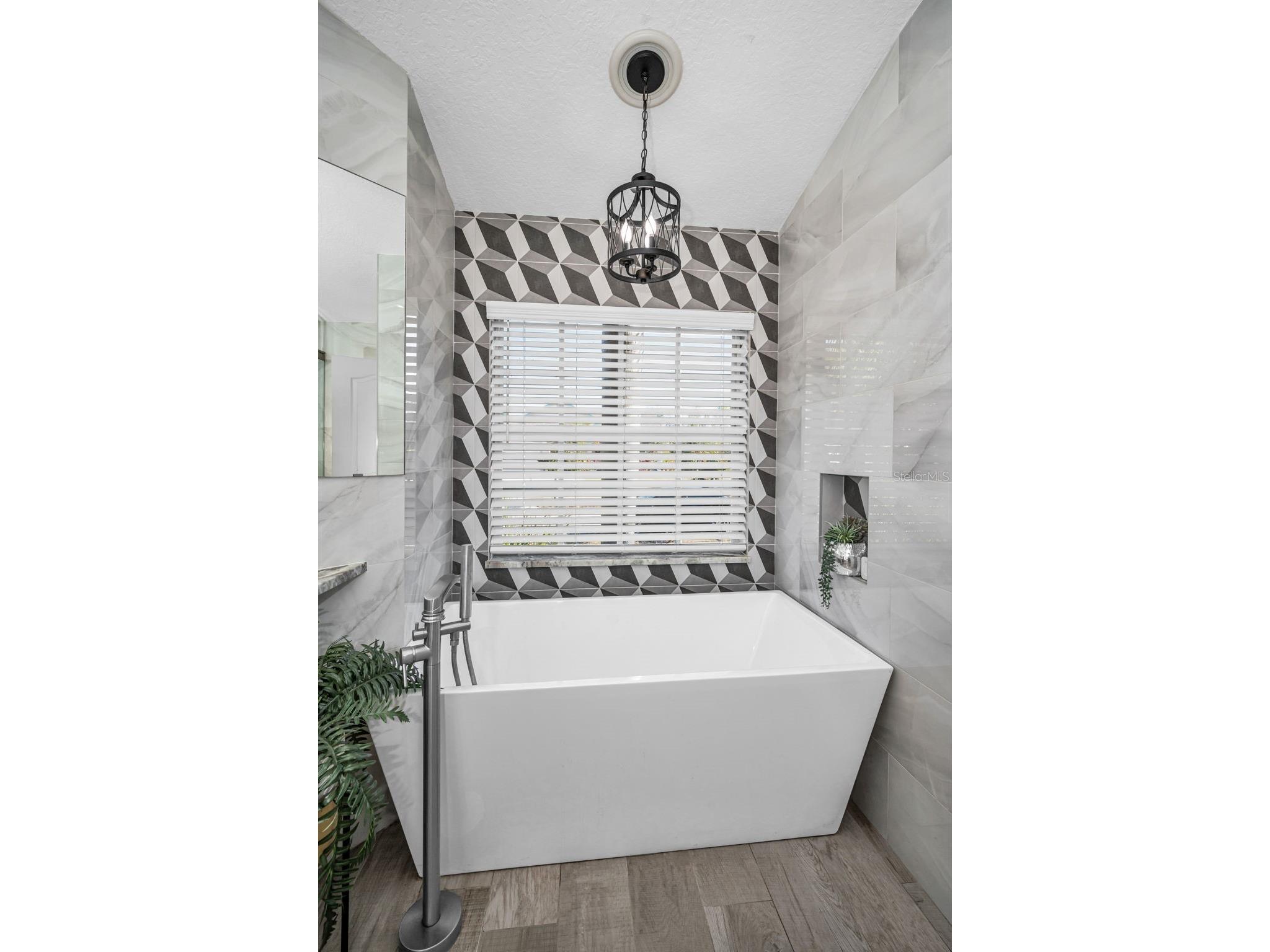 494 Village Drive Tarpon Springs FL 34689 TB8479388 image34