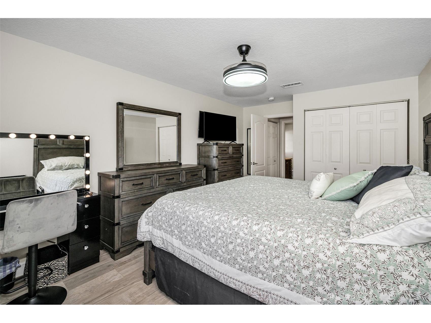 494 Village Drive Tarpon Springs FL 34689 TB8479388 image40