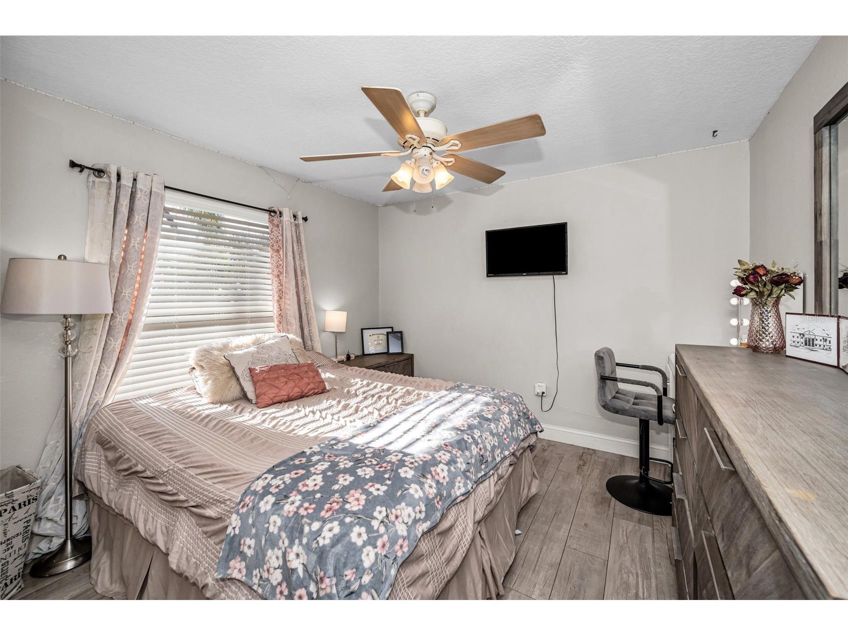 494 Village Drive Tarpon Springs FL 34689 TB8479388 image42