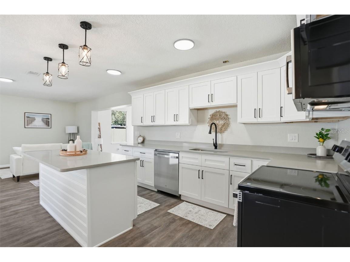 4940 Lakewood Drive Dade City FL 33523 W7881856 image15