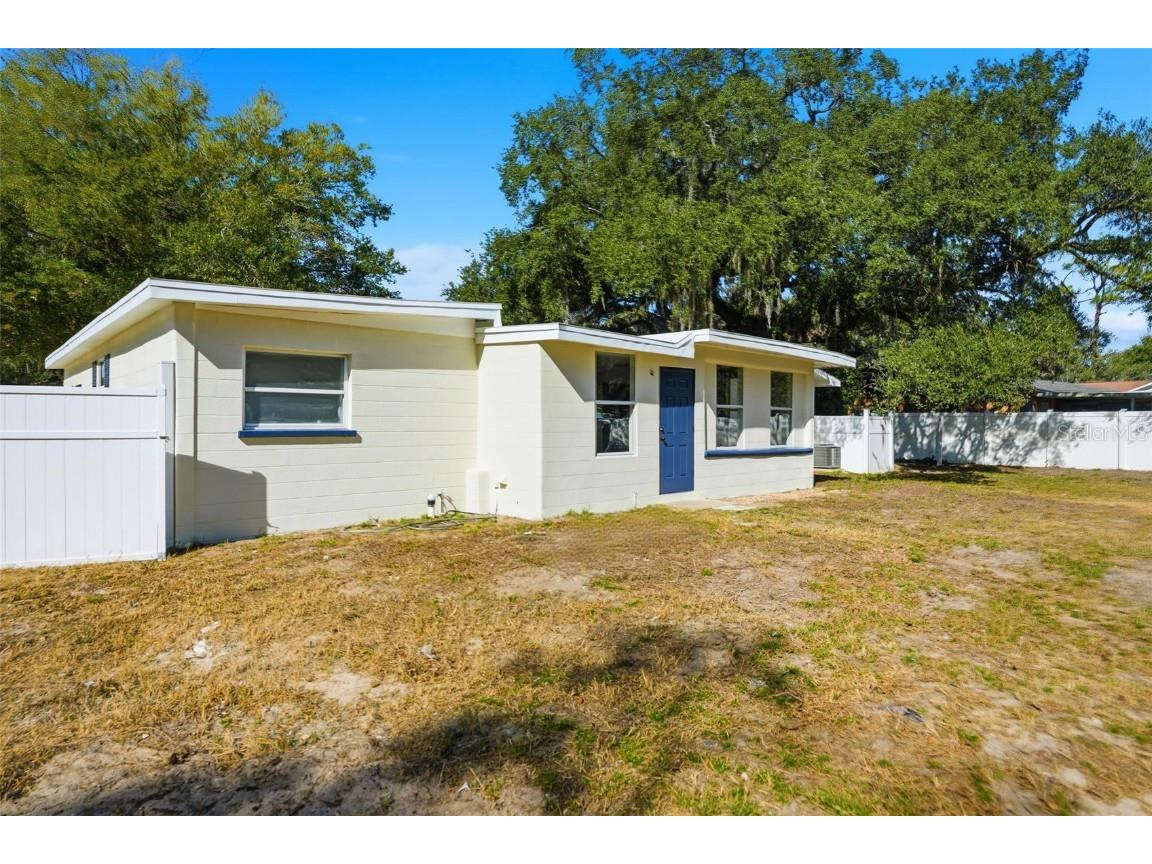 4940 Lakewood Drive Dade City FL 33523 W7881856 image32
