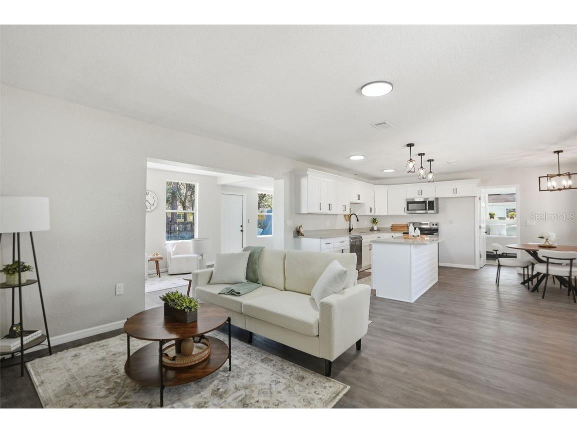 4940 Lakewood Drive Dade City FL 33523 W7881856 image7