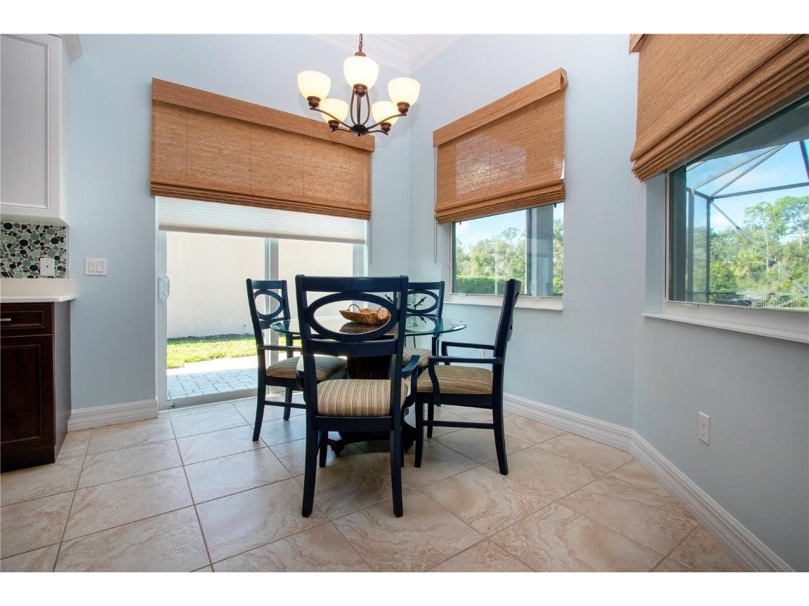 4940 Tobermory Way Bradenton FL 34211 - POND A4668192 image12