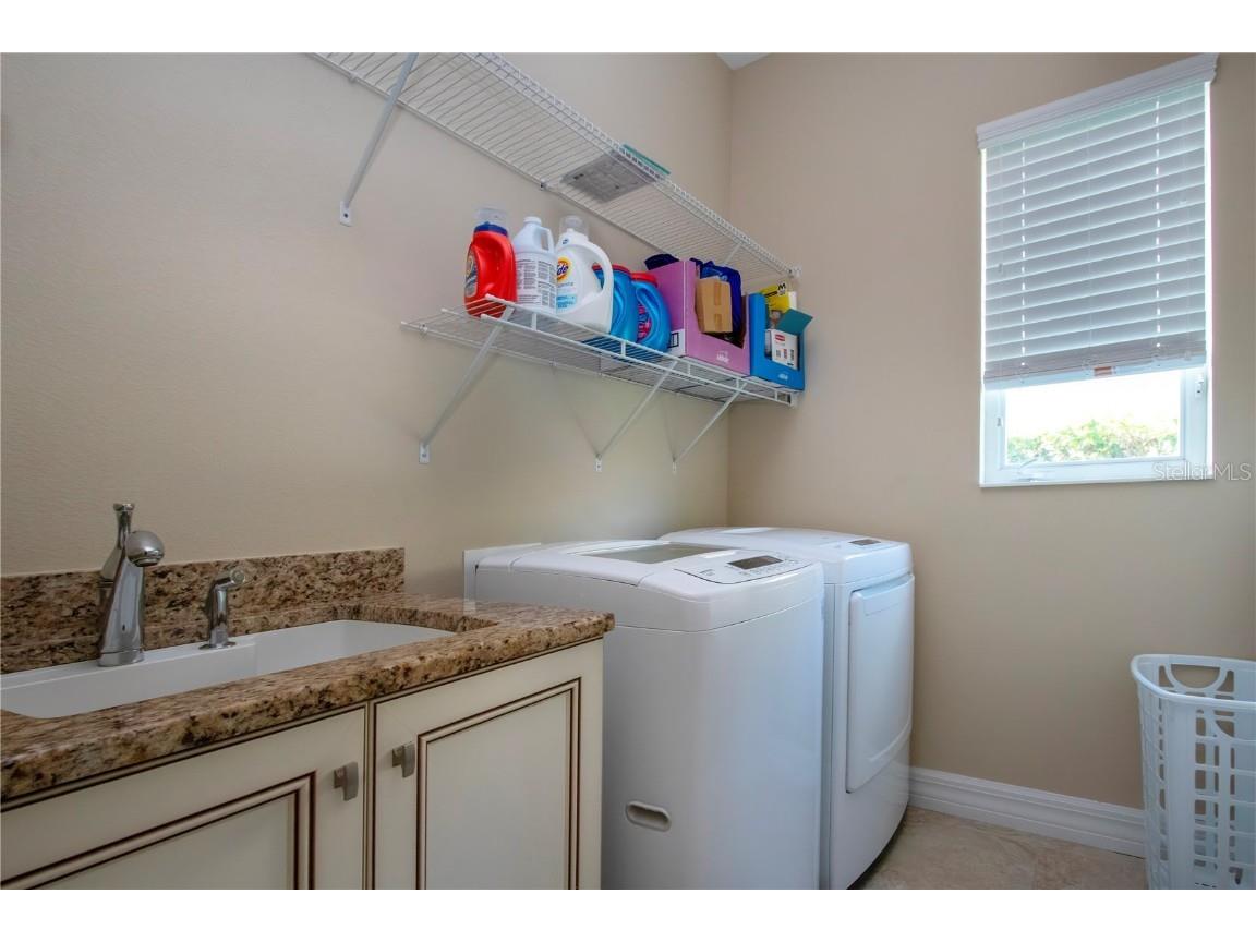 4940 Tobermory Way Bradenton FL 34211 - POND A4668192 image42