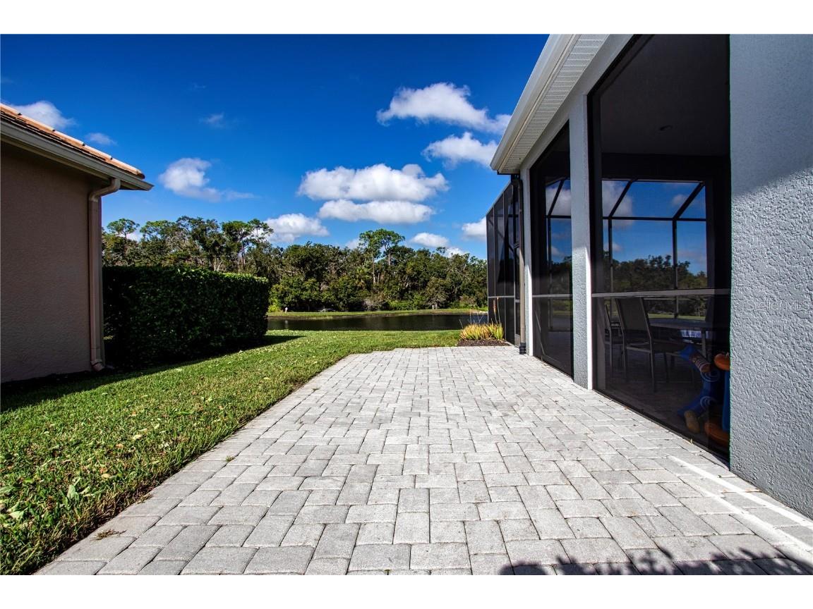 4940 Tobermory Way Bradenton FL 34211 - POND A4668192 image53