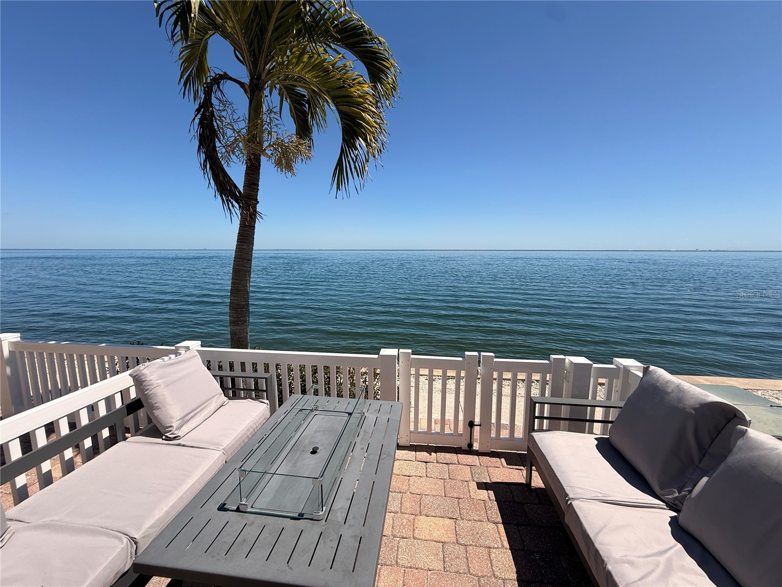 4942 Coquina Key Drive SE Saint Petersburg FL 33705 TB8499061 image1