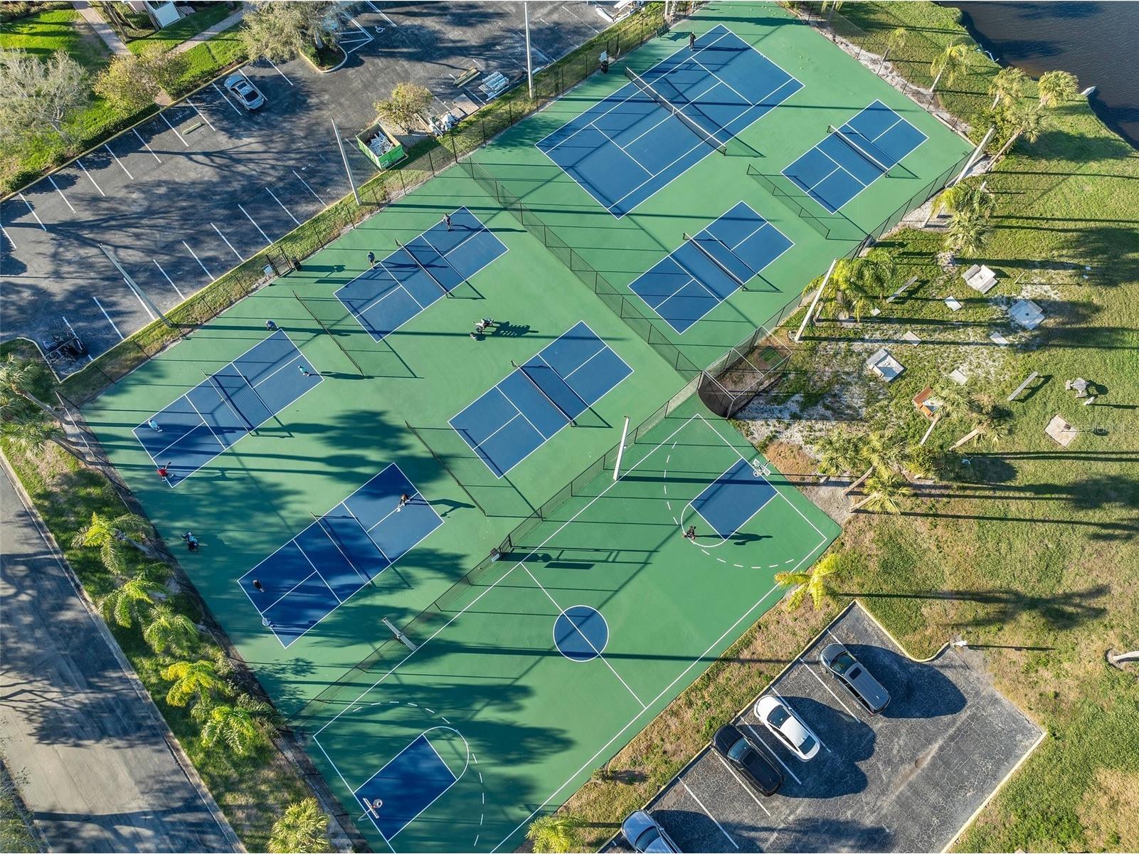 4942 Coquina Key Drive SE Saint Petersburg FL 33705 TB8499061 image32