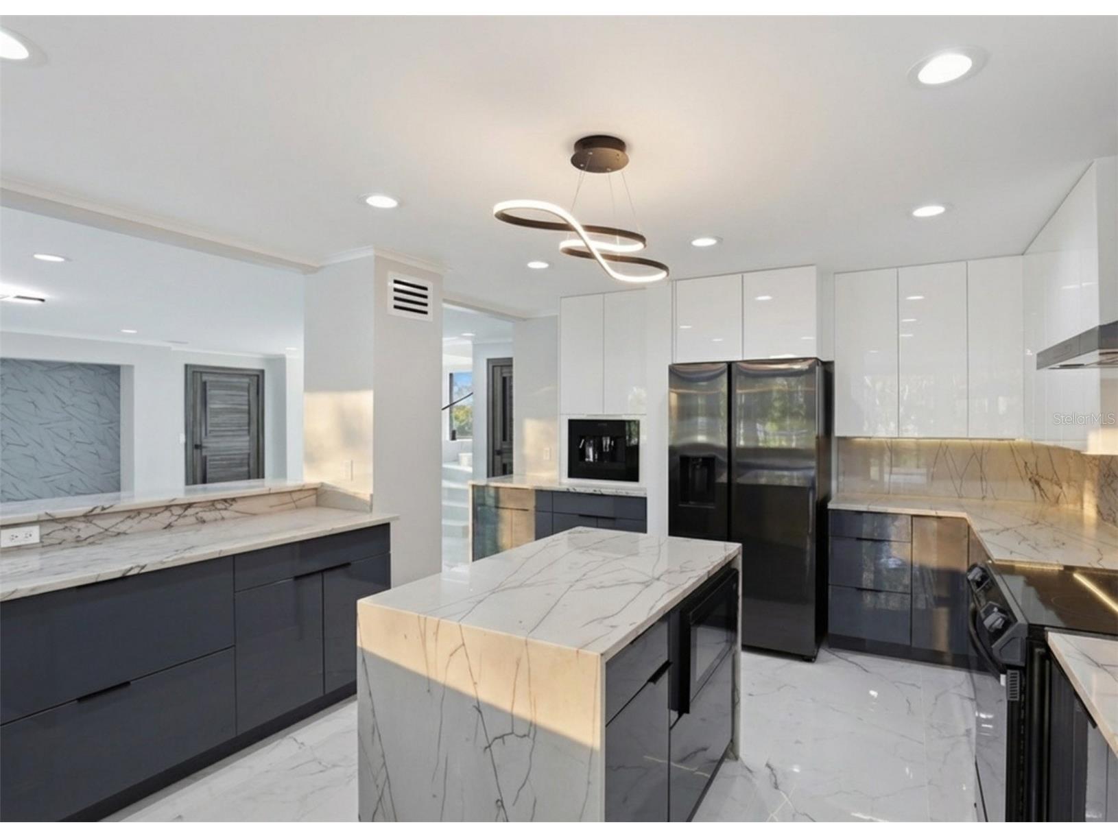 4942 Hubner Circle Sarasota FL 34241 A4686890 image12