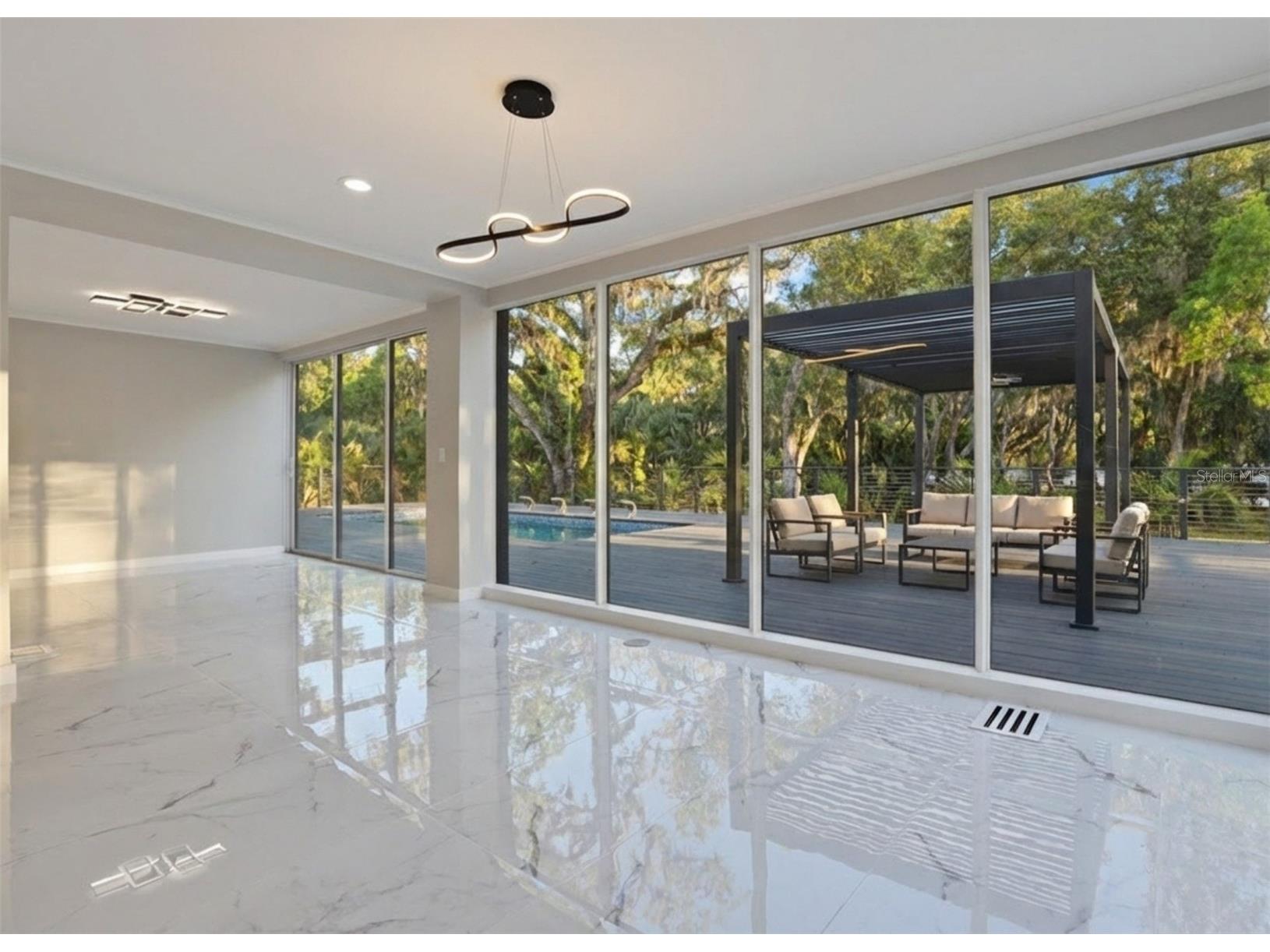 4942 Hubner Circle Sarasota FL 34241 A4686890 image16