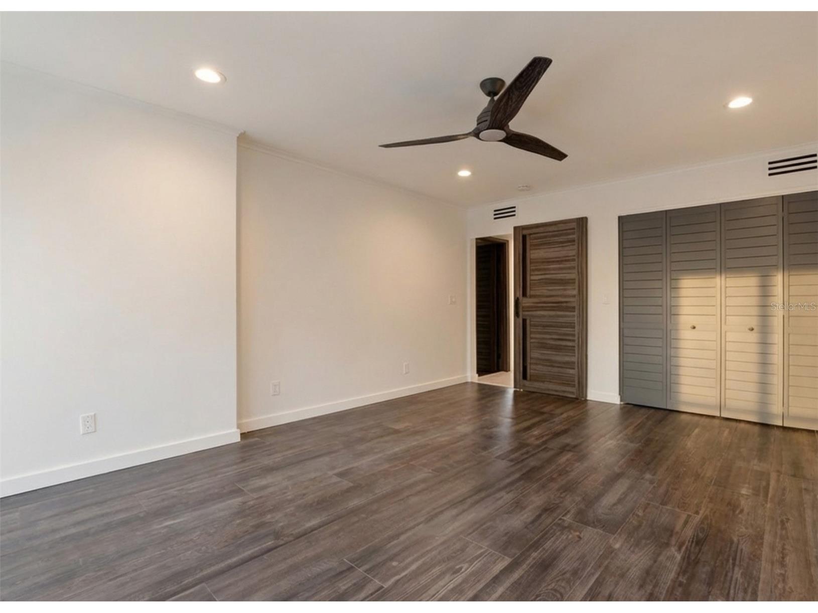 4942 Hubner Circle Sarasota FL 34241 A4686890 image33