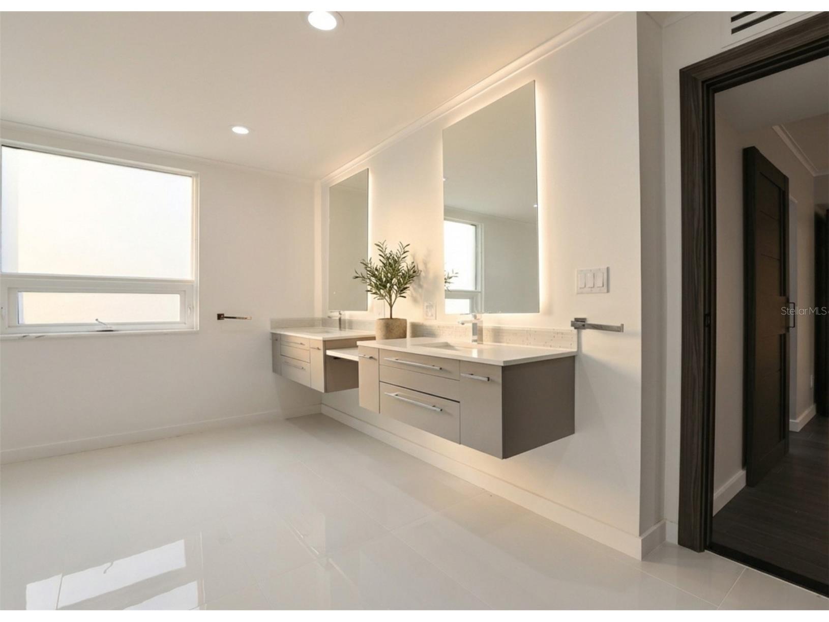 4942 Hubner Circle Sarasota FL 34241 A4686890 image38