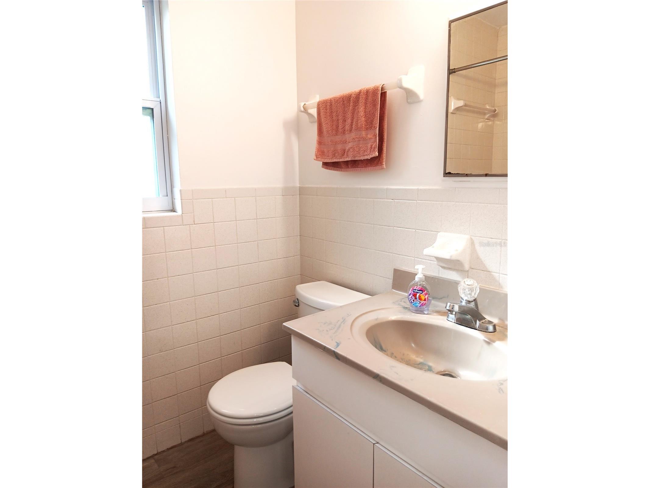 4942 Oxford Avenue N Saint Petersburg FL 33710 TB8484272 image10
