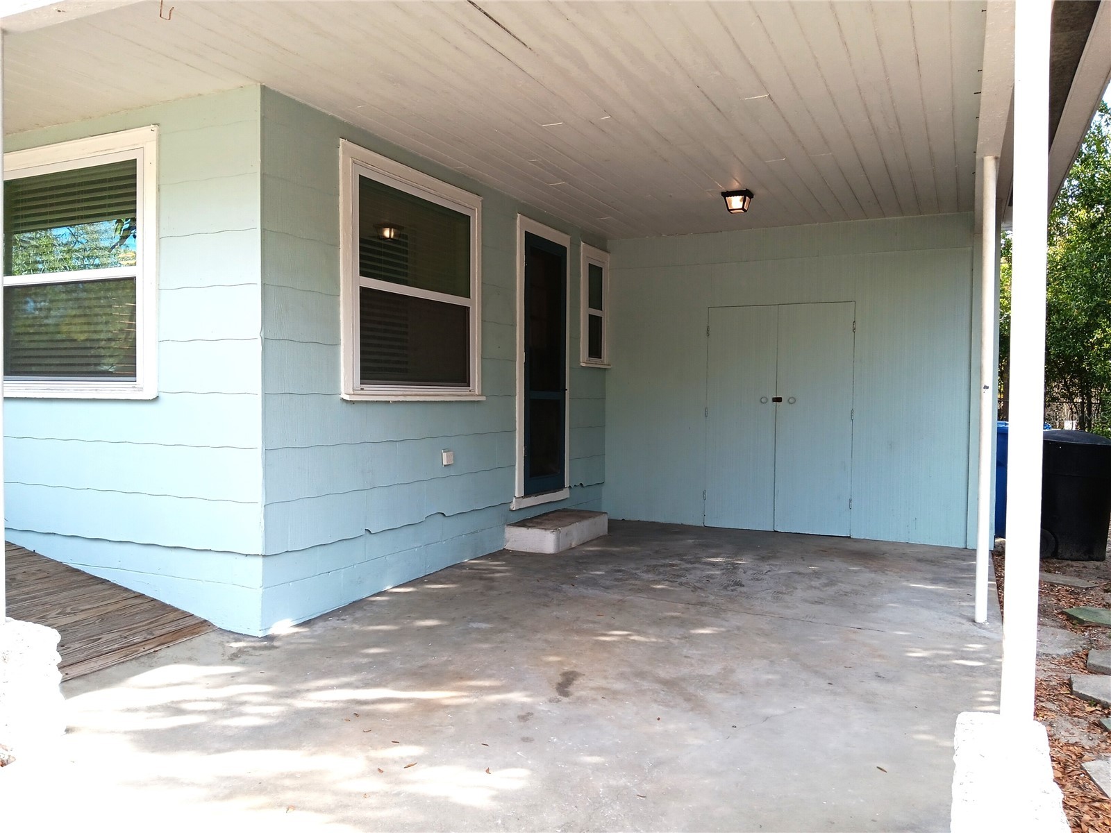 4942 Oxford Avenue N Saint Petersburg FL 33710 TB8484272 image2