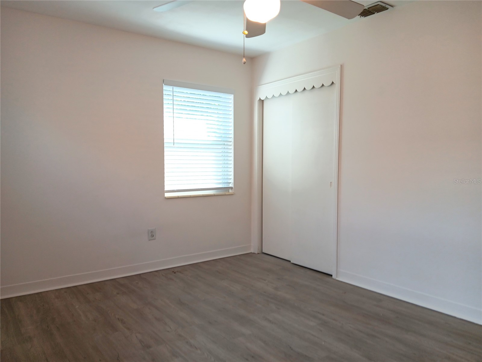 4942 Oxford Avenue N Saint Petersburg FL 33710 TB8484272 image9