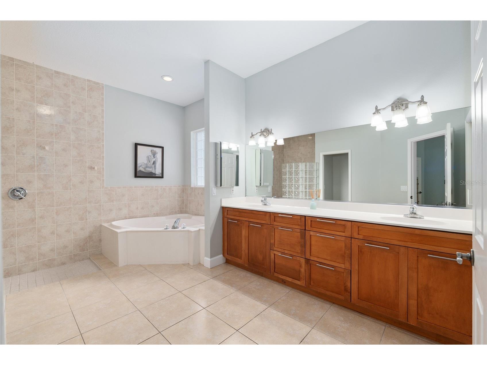 4944 SE 44 Circle Ocala FL 34480 OM724652 image43