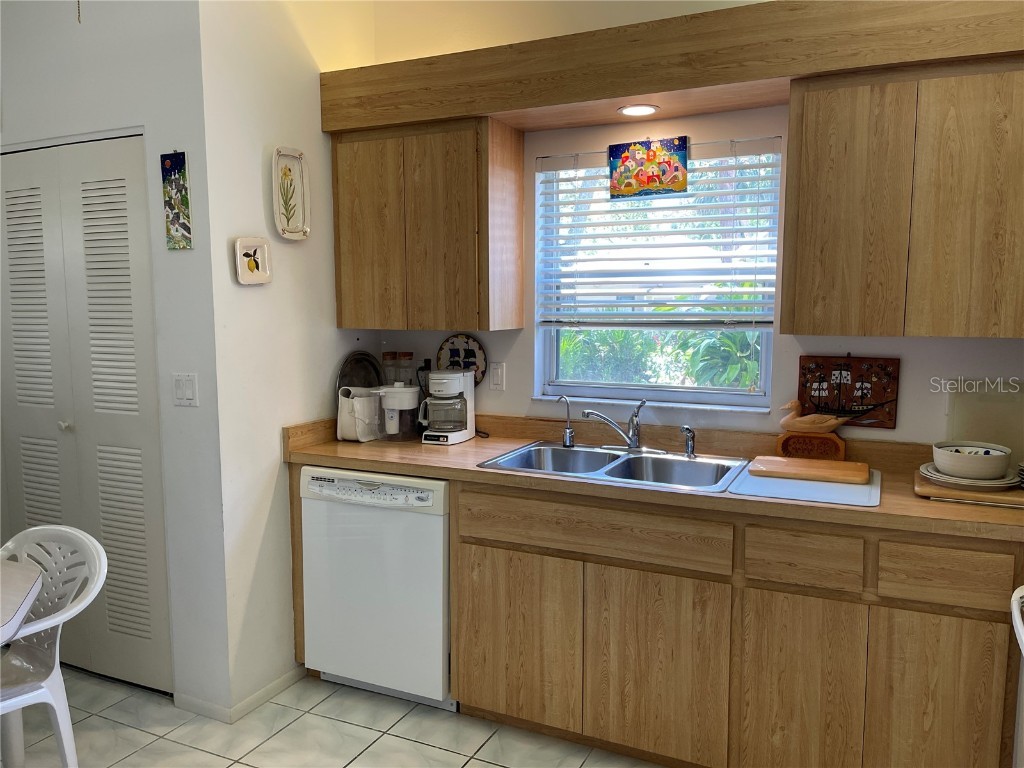 4944 Village Gardens Drive #151 Sarasota FL 34234 A4645837 image13