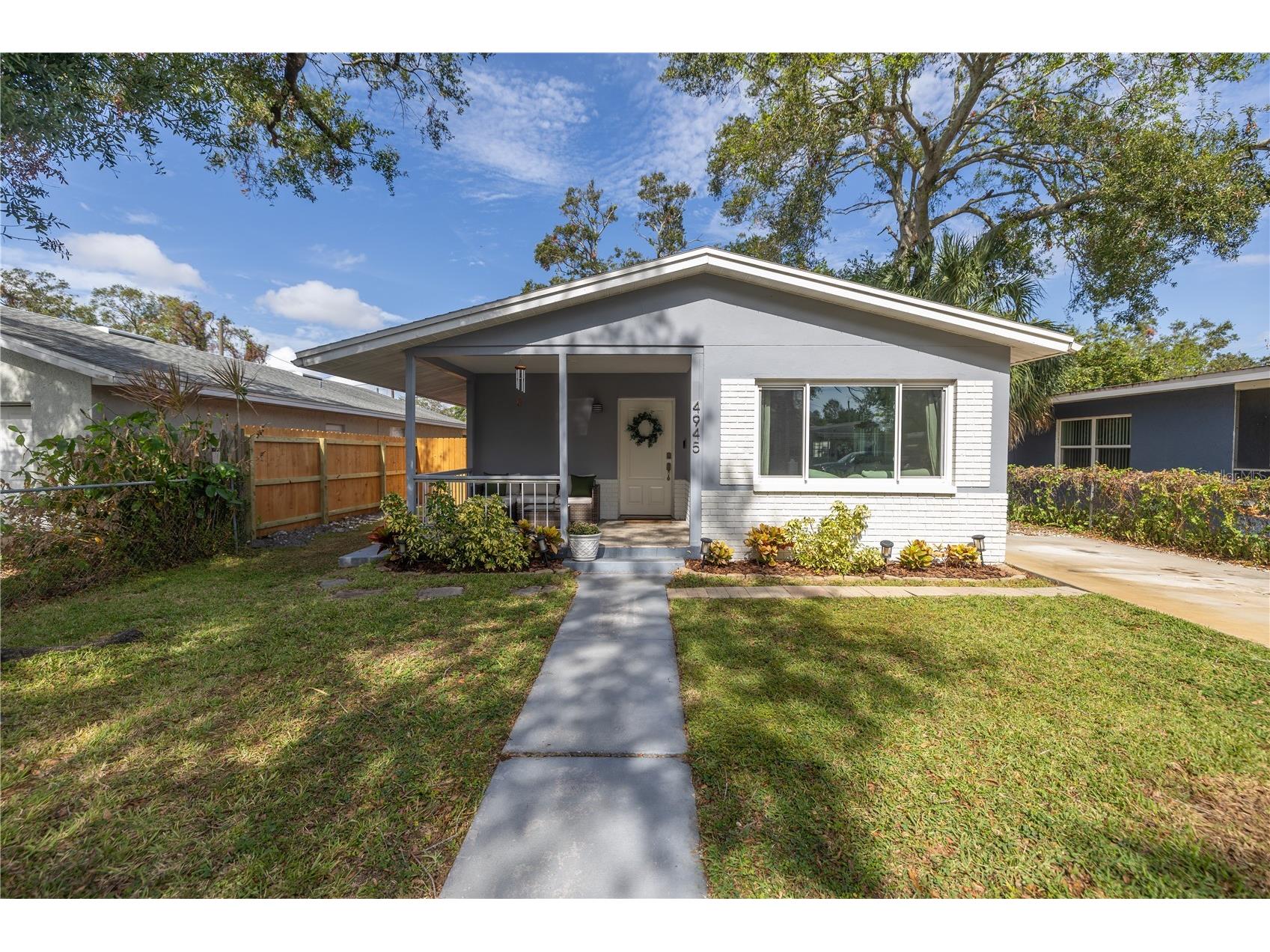 4945 34th Avenue N Saint Petersburg FL 33710 TB8486099 image1