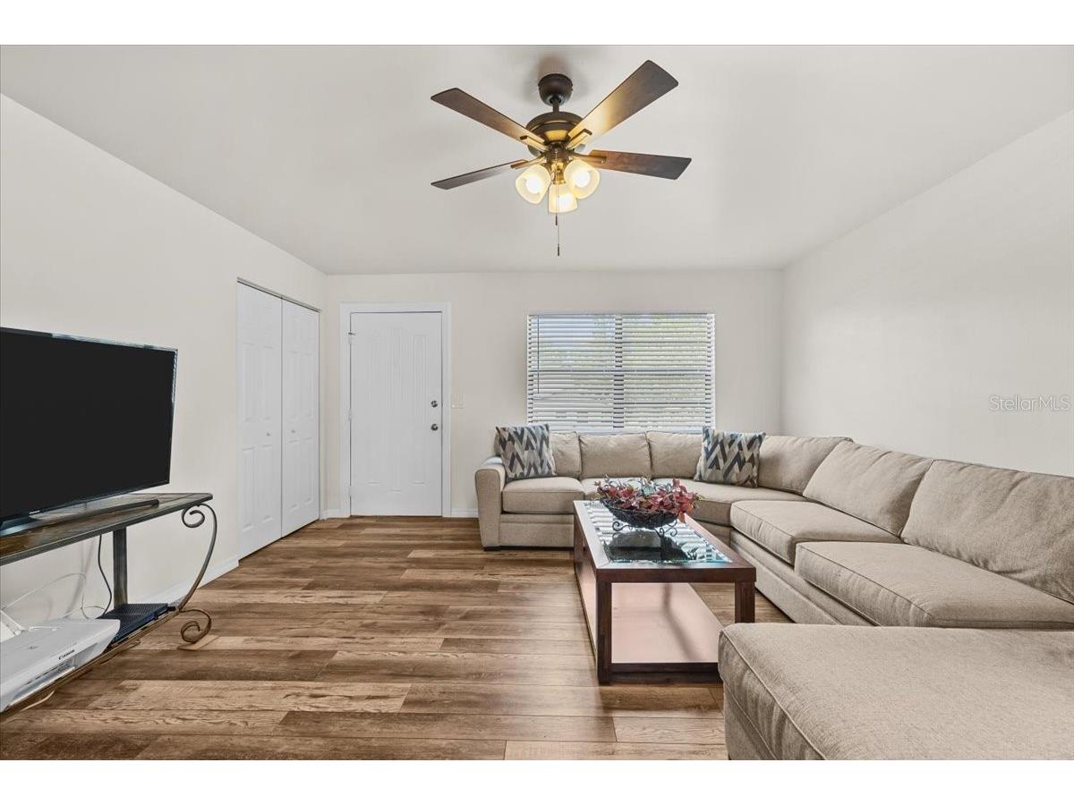 4945 91st Avenue N #30 Pinellas Park FL 33782 TB8475249 image3