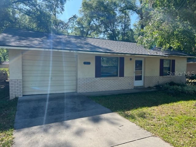 4945 NE 27th Court Ocala FL 34479 OM657830 image1