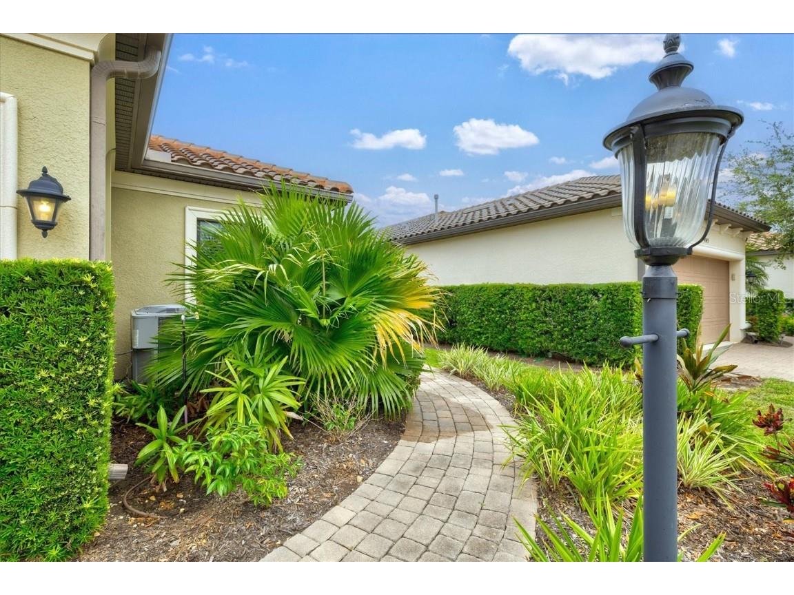 4945 Savona Run Bradenton FL 34211 A4665061 image4