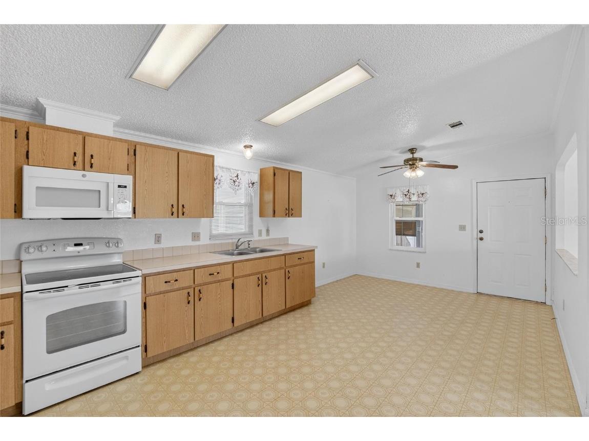 4945 Shore Line Dr Polk City FL 33868 L4956694 image11