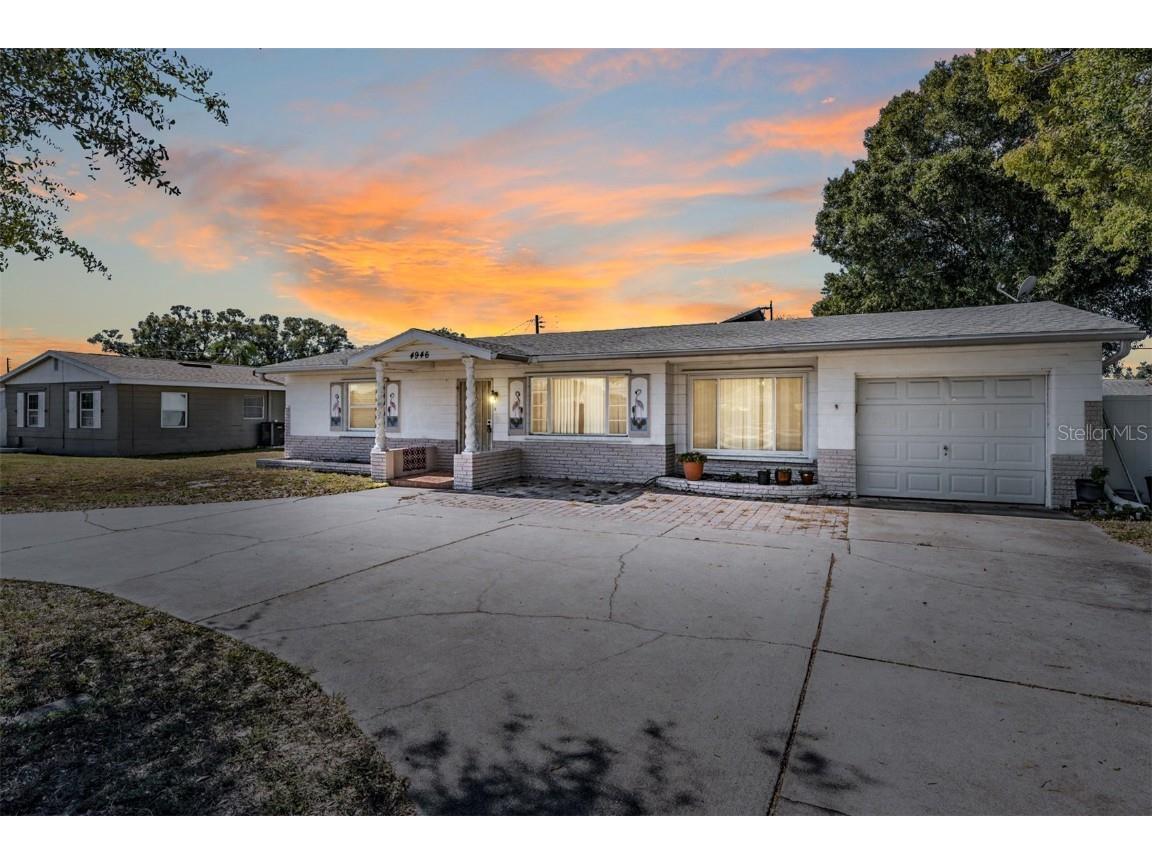 4946 58th Street N Kenneth City FL 33709 U8231793 image1