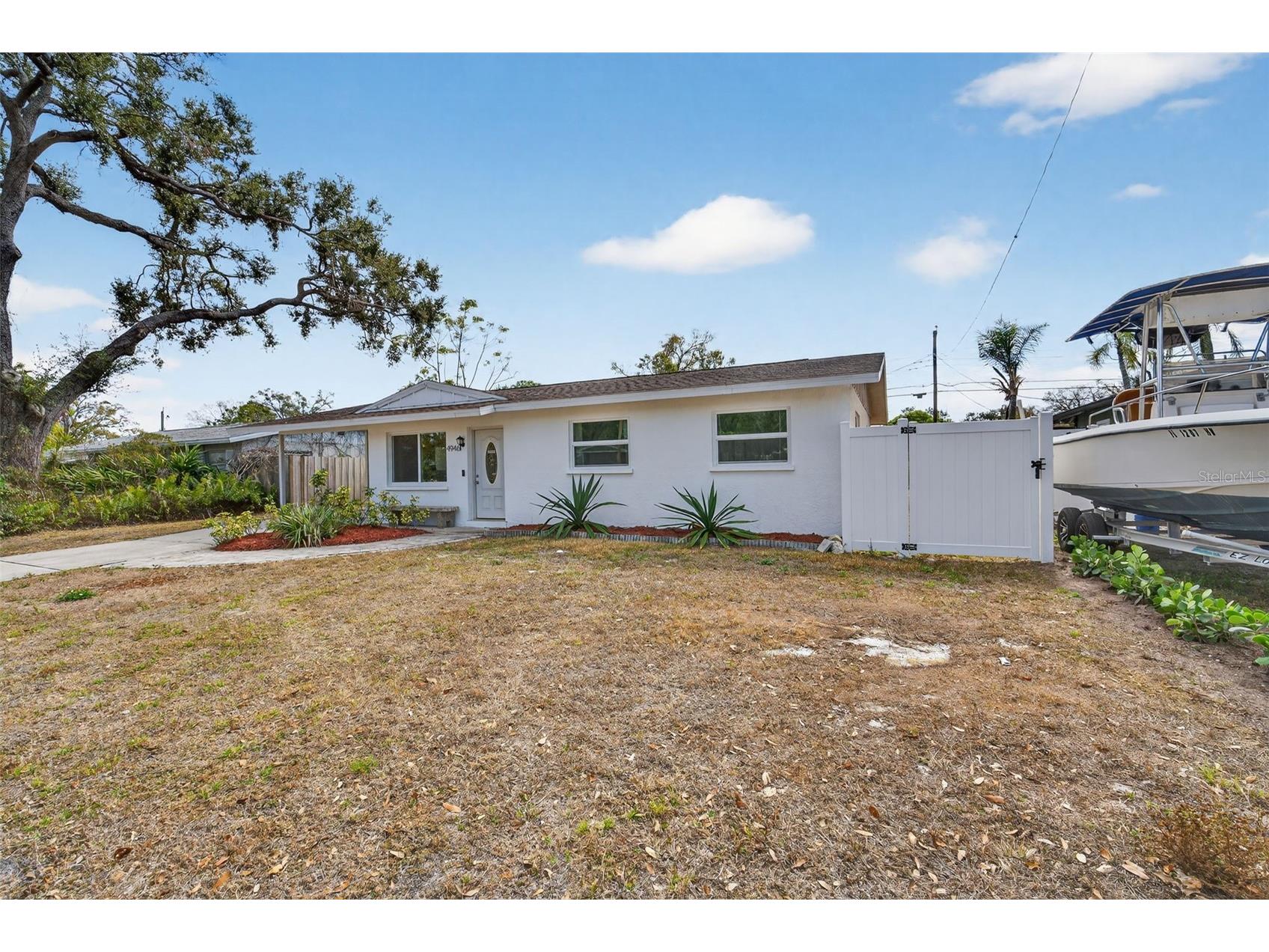 4946 Brookmeade Drive Sarasota FL 34232 A4682018 image1