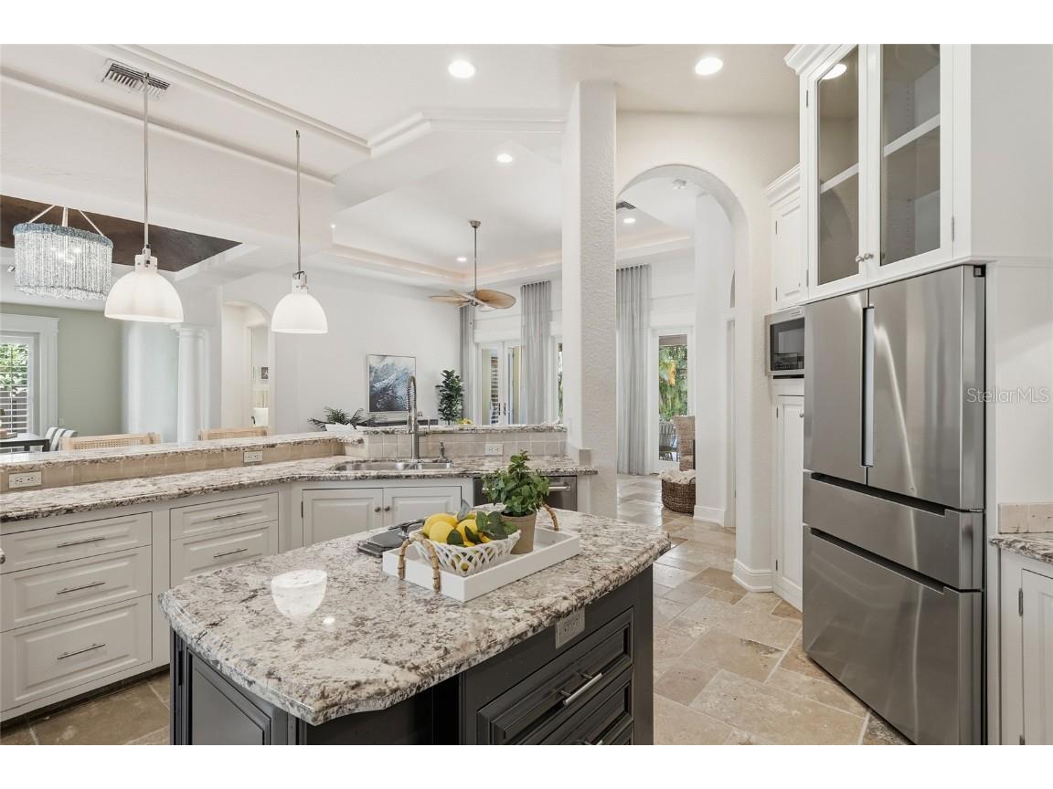 4946 Brywill Circle Sarasota FL 34234 A4670935 image12